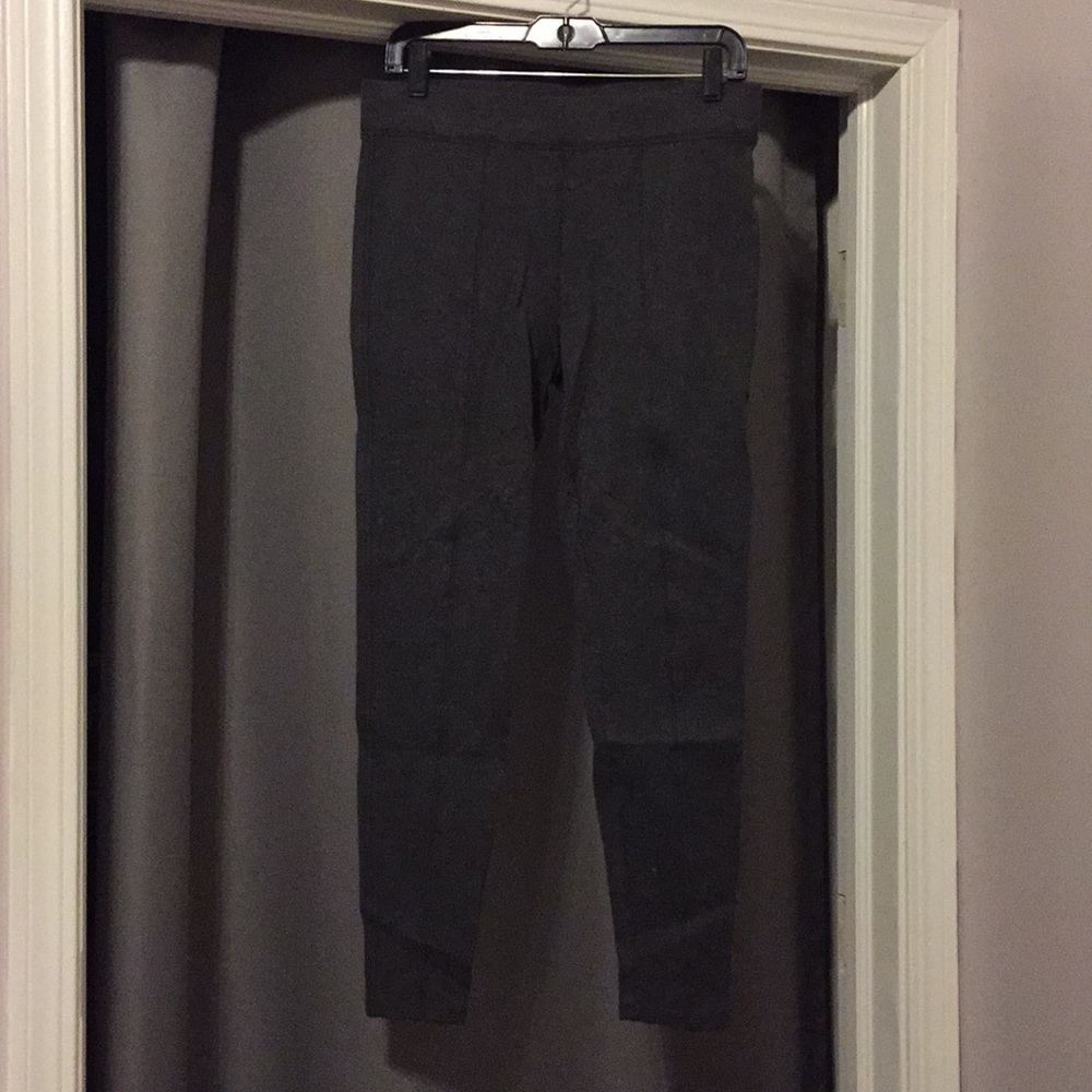 Grey dress legging